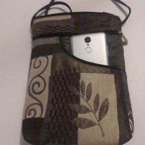 WOMEN'S TAPESTRY BOHO CROSSBODY